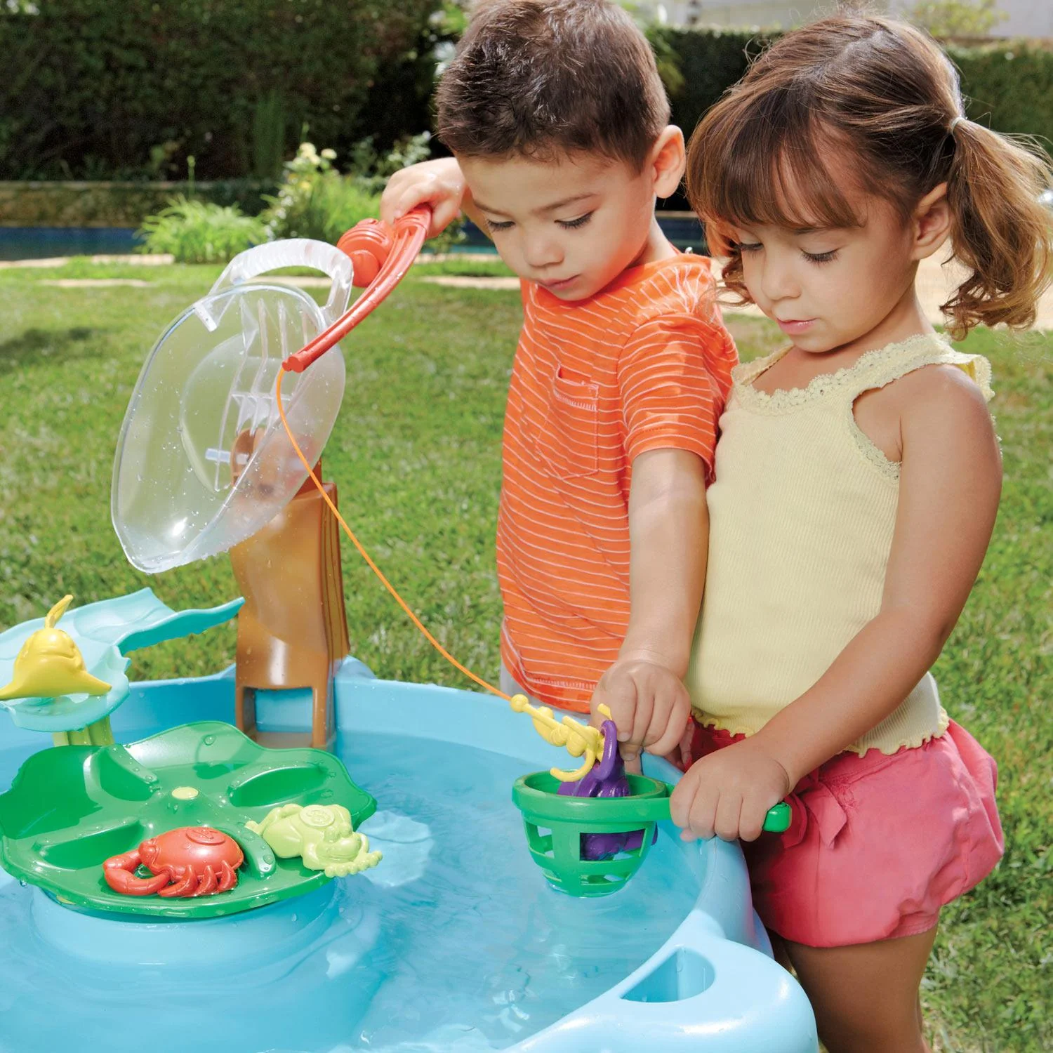 Fish 'n Splash Water Table™ - Image 7
